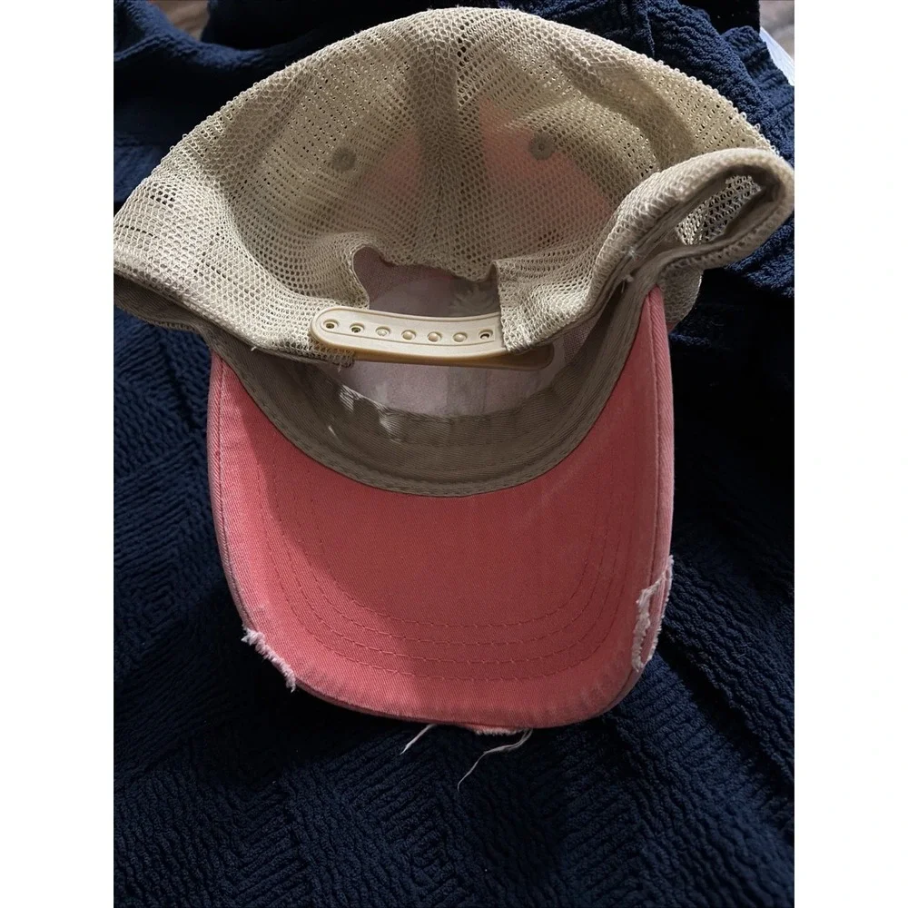 pink trucker-style baseball hat Sherpa smiley daisy flowers‎